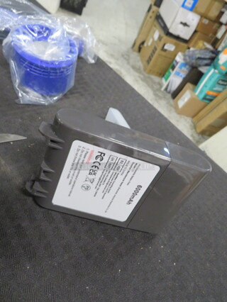 One Rechargable Battery Pack. V&.