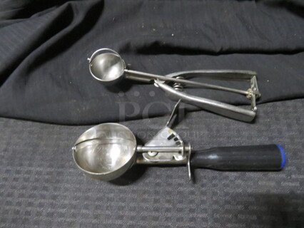 Assorted Disher. 2XBID
