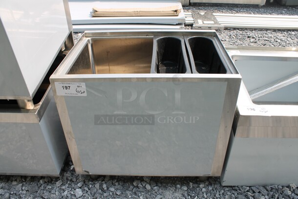 BRAND NEW SCRATCH AND DENT! Regency 600IB1824M Commercial Stainless Steel Portable Ice Bin.