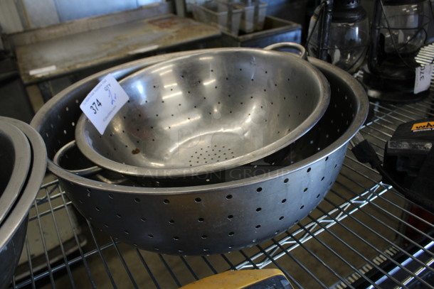 2 Various Metal Colanders. 16x16x5.5, 16x13x5. 2 Times Your Bid! - Image 3 of 3