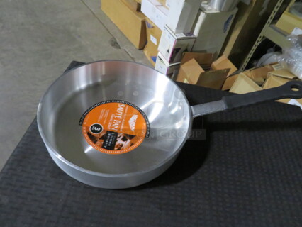One NEW Vollrath 3 Quart Saute Pan With Gator Grip Handle. #68733
