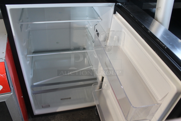 2012 Whirlpool WRT112CZJBOO Household Refrigerator With Top Freezer, Black. 115V, 1 Phase. Tested and Working! - Image 3 of 8