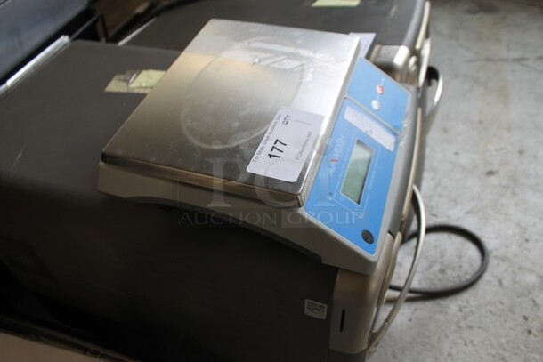 BRAND NEW SCRATCH AND DENT! AvaWeigh 334PC10OS Stainless Steel Countertop Food Portioning Scale. Tested and Working! - Image 2 of 8