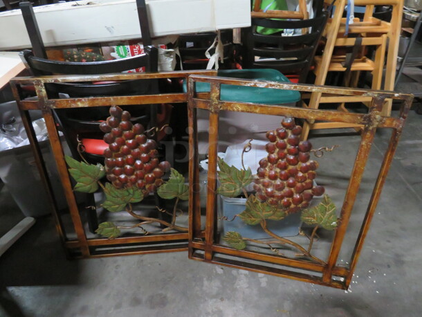 Metal Wall Decor. 25X30. 2XBID. - Image 1 of 1
