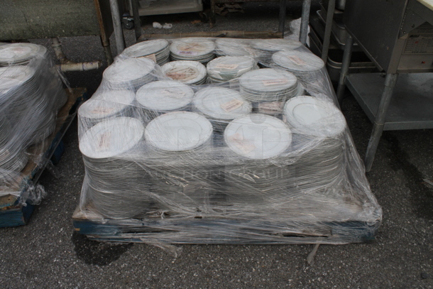 PALLET LOT of Approximately 480 BRAND NEW Plates Including Hammered Glass Cocktail 8", Deco Dot Lunch 9.5"  - Image 1 of 5