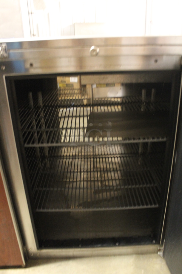 Perlick BS84 Commercial Stainless Steel Solid Door Back Bar Cooler With Steel Racks And Faux Wood Cabinets. 115V, 1 Phase. Tested and Powers On But Does Not Get Cold - Image 5 of 8
