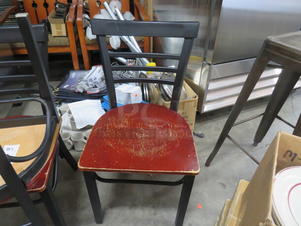 Metal Chair With Wooden Seat. 3XBID