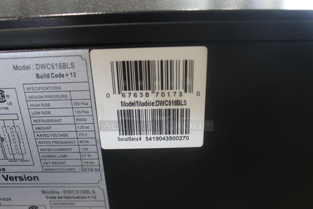 BRAND NEW SCRATCH AND DENT! Danby DWC518BLS Silhouette Wine Cooler With Glass Door Trimmed in Stainless Steel With Steel Front Pull Out Racks.115V. Tested and Working!  - Image 5 of 6