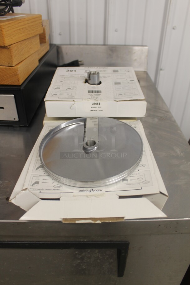 BRAND NEW! 3 Robot Coupe Dicing Discs With Box. 3 Times Your Bid! 