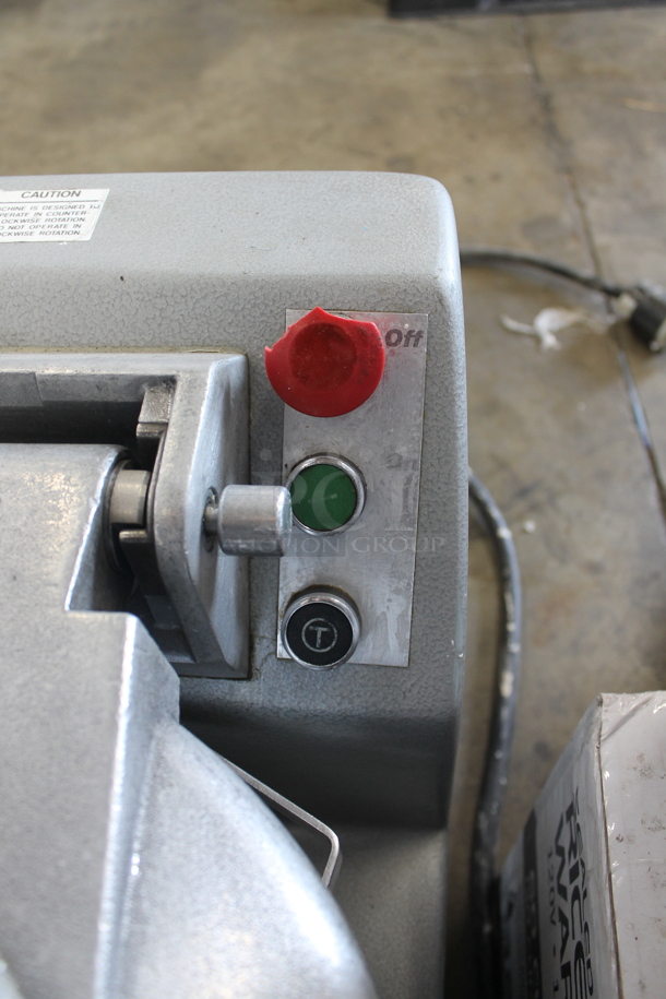 Robot Coupe R10 Metal Commercial Countertop Food Processor w/ Blade. 208-230 Volts, 1 Phase. - Image 5 of 9