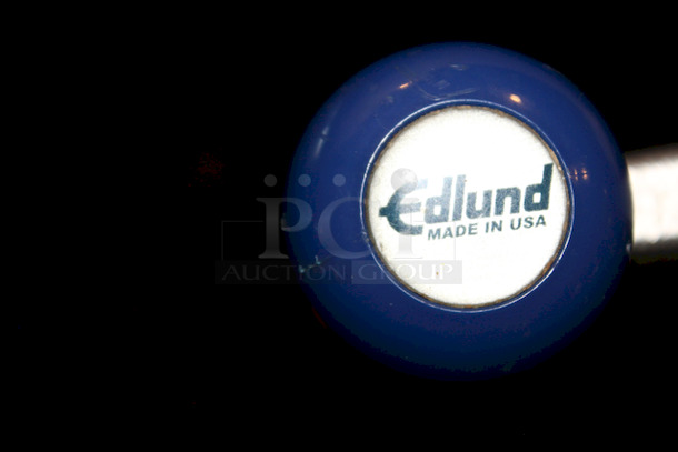 AWESSOME SAUCE! Edlund 11000 Old Reliable® #1® Manual Can Opener
14"

 - Image 3 of 3