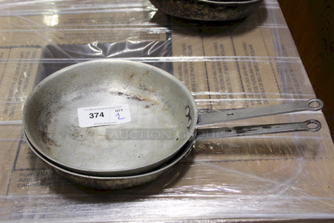 NICE! 12-3/4" Skillet. 2x Your Bid