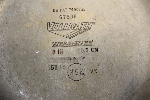 HIGH QUALITY! Vollrath 67608 8" Non-Stick Aluminum Frying Pan w/ Vented Silicone Handle. 5x Your Bid - Image 5 of 5