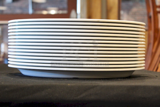 Carlisle Durus N40380 Melamine Oval Platter Tray 13.5 x 10.5 - White Color
15x Your Bid
 - Image 2 of 3