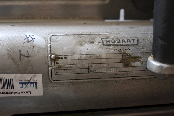 SOLID! Hobart 19526 Automatic 2 Speed Deli Slicer, Working When Tested. 26-1/4"W x 24"D x 21-1/4"H - Image 3 of 3