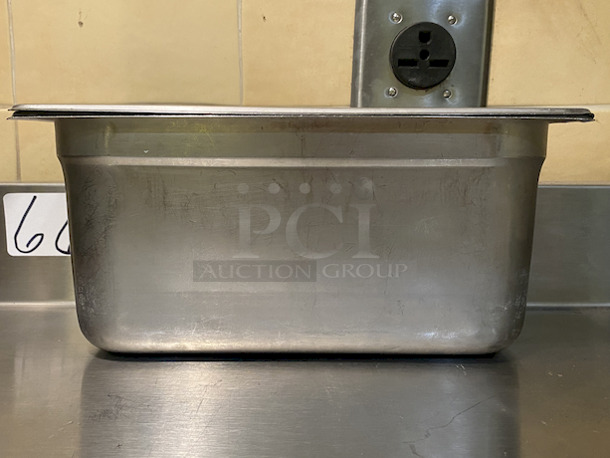 Polar Ware VX136 1/3 Pan, 6-1/4qt. With Slotted Lid
12-5/8" x 6-7/8" x 6" - Image 4 of 8