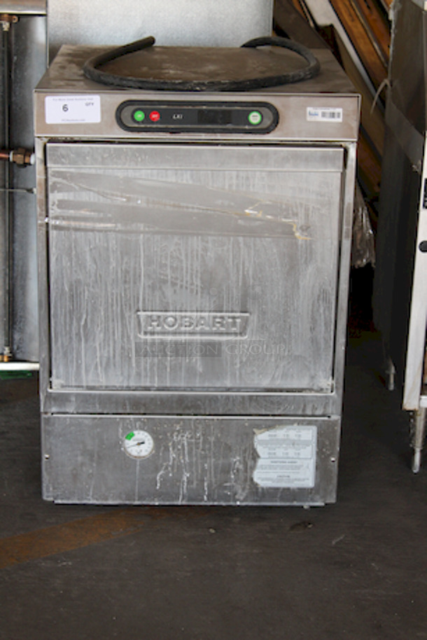 Hobart LXi Undercounter Dishwasher, 208/240v. 