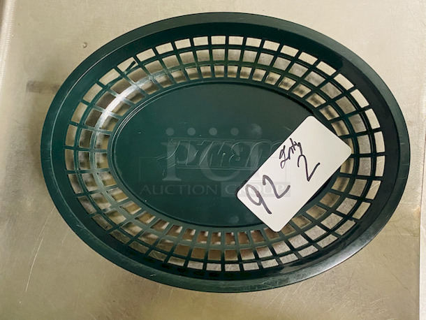 NICE. Like New, Dark Green Baskets.
9x12x1-7/8

2x Your Bid