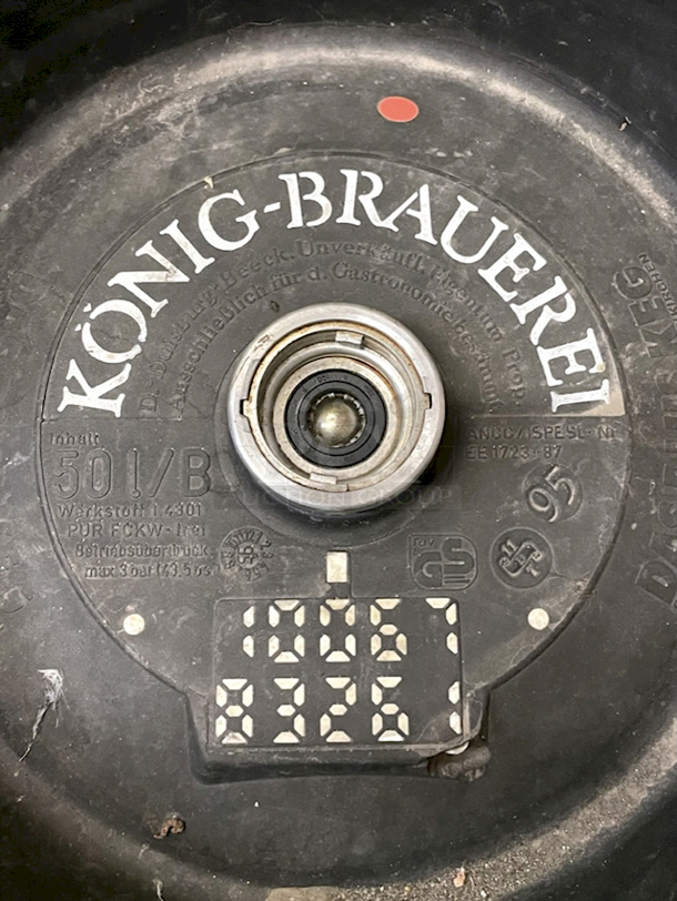 ?50L Sanke "D" Kegs?, Stackable, Stainless Steel Keg W/ Polyurethane  Jacket. 50 Liters = 13.2 gallons = 105 pints = 140 x 12oz bottles/cans = 26 growlers 3x Your Bid - Image 2 of 2