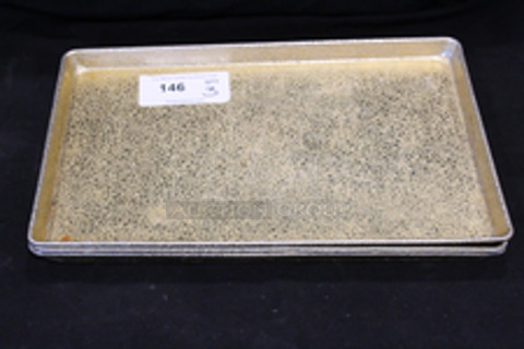 Vollrath 5303 1/2 Half Size Bun / Sheet Pan - 18" x 13" x 1", 18 gauge Aluminum, Natural Finish
3x Your Bid
