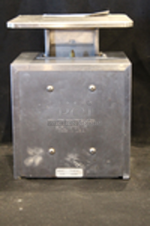 Edlund SR-2 Premier Series 32 oz. Mechanical Portion Scale with 6" x 6 3/4" Platform, 32 oz. x 0.25 oz.
6-1/2x6-1/4x8-1/2 - Image 6 of 8