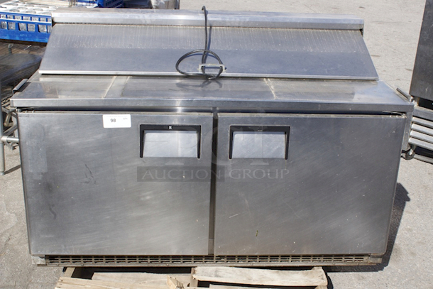 Everest Refrigeration EPBNWR2 59" Two Door Back Mount Sandwich Prep Table 16 Cubic Feet, 115v/60/1ph. Tested. Works Great!! - Image 5 of 8