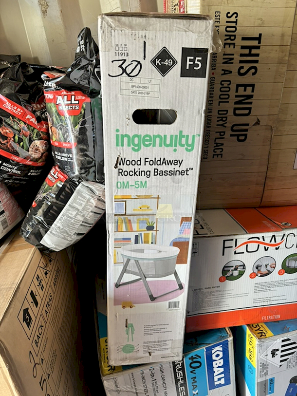 NEW!! Ingenuity Foldaway Rocking Wood Bassinet Portable Folding Rocking Bassinet - Wallace. 37" x 23-1/4" x 28 - Image 2 of 6