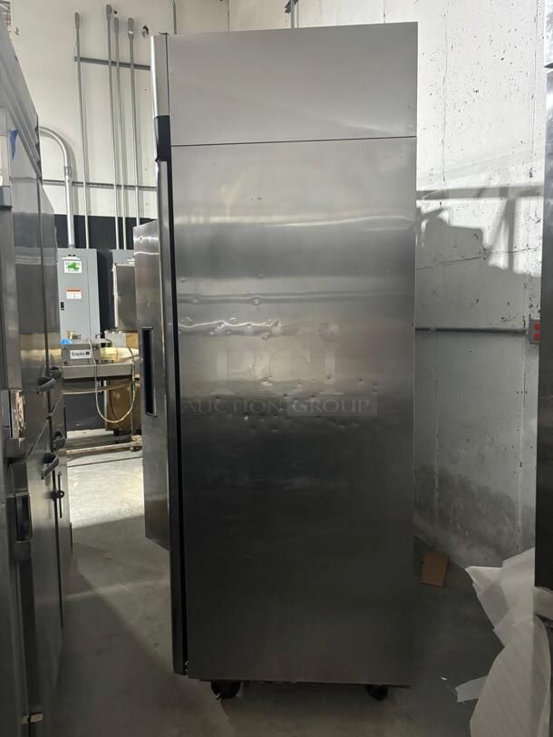 Turbo Air - M3R72-3-N, Commercial 77" Reach-in Refrigerator M3 series Stainless Steel 65.8 cu.ft
 - Image 4 of 6