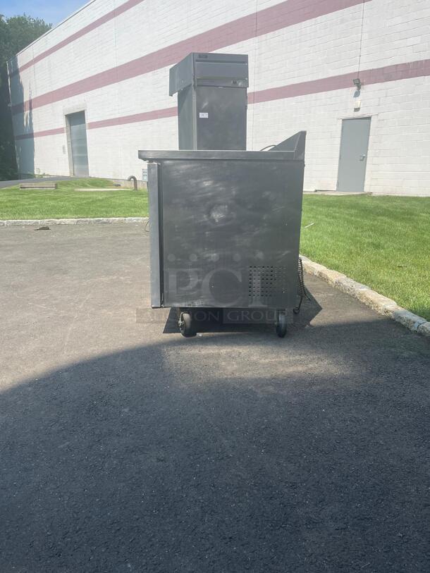 True TWT-72-HC~SPEC3 ADA 72" Worktop Refrigerator w/ (3) Sections & (3) Doors, 115v
 - Image 2 of 6