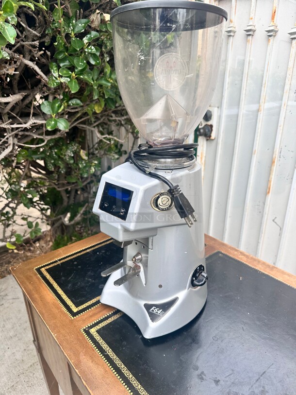 Late Model Fiorenzato F64 Evo Pro Espresso Coffee Grinder 115 Volt Working - Image 2 of 8