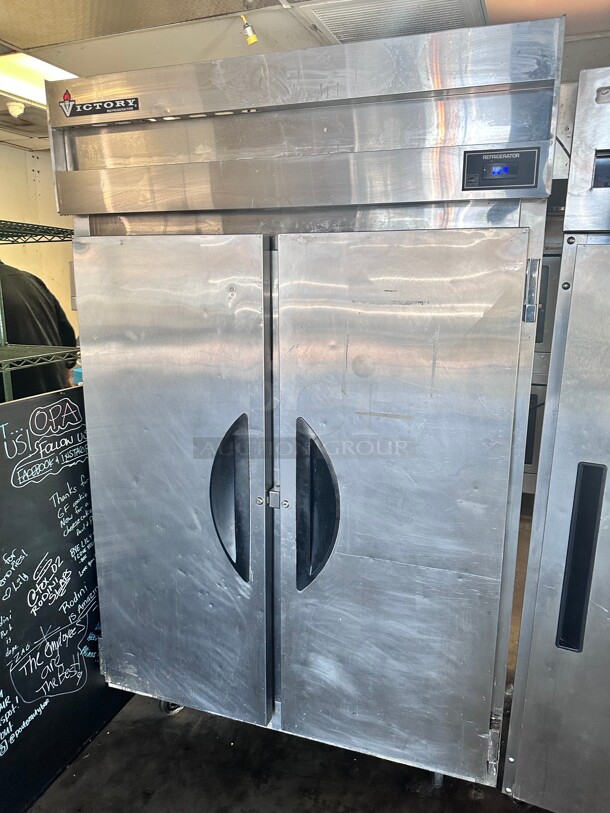 Working Victory Refrigeration VR2 Refrigerator, Reach In, 2 Section, Value Line, Energy Star, 45.4 cu ft 115 Volt - Image 3 of 6