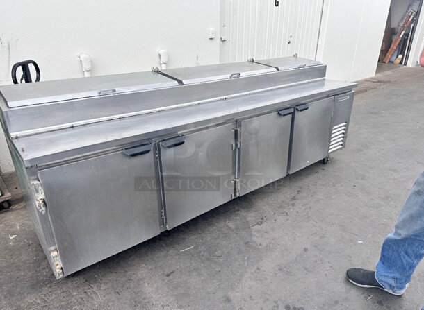 Excellent Condition Beverage Air DP119HC 119 inch Pizza Prep Table w/ Refrigerated Base, 115v Working - Item #1114785
