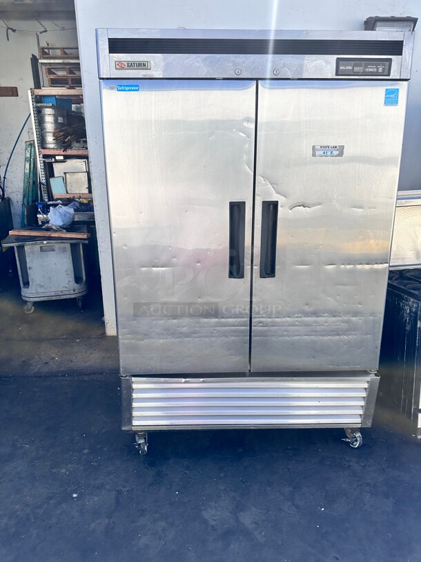 Turbo Air S49R 42.69 CuFt Commercial Refrigerator With 2 Solid Doors 115 Volt Working - Image 6 of 7