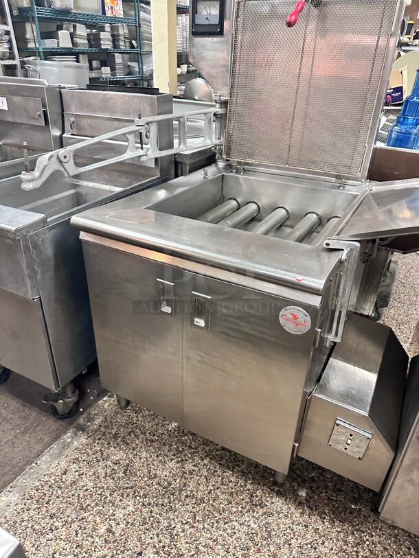 Certified Working Mercury 24x24 Commercial Donut Fryer With Filter Gas NSF  - Image 2 of 10