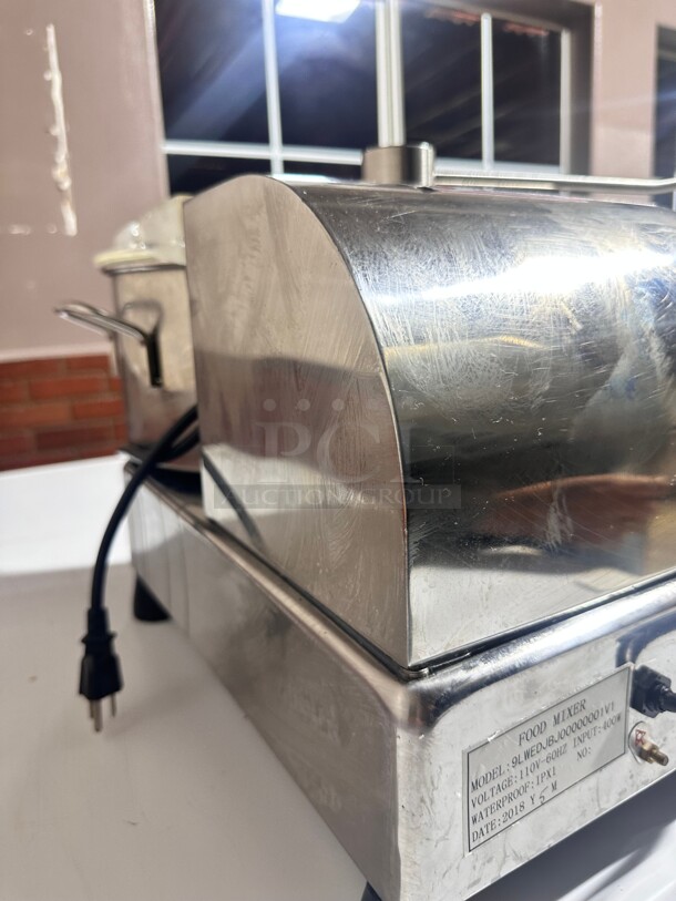 Late Model Commercial Mixer Variable Speed 115 Volt Working - Image 9 of 9