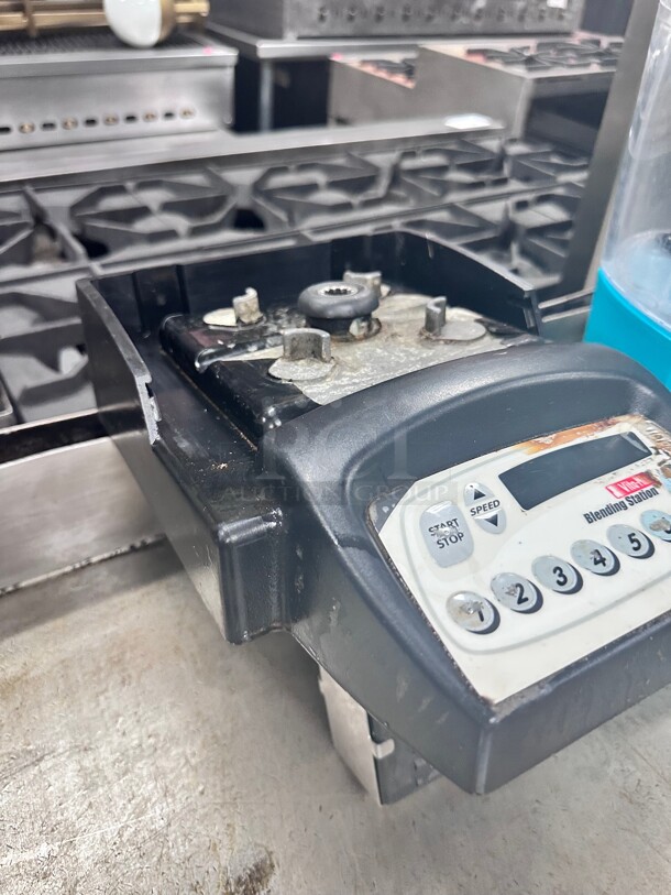 Vitamix Commercial VM0116 Drop in  Commercial Drink Blender NSF 115 Volt Working - Image 1 of 8