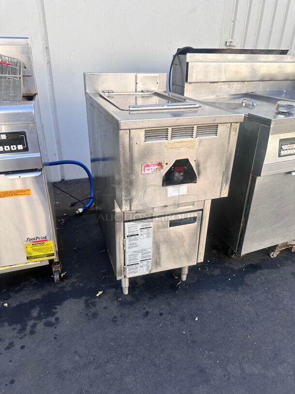 Delfield Pitco Taco Bell Single Pot 35 Gallon Gas Rethermalizer Working - Image 5 of 7