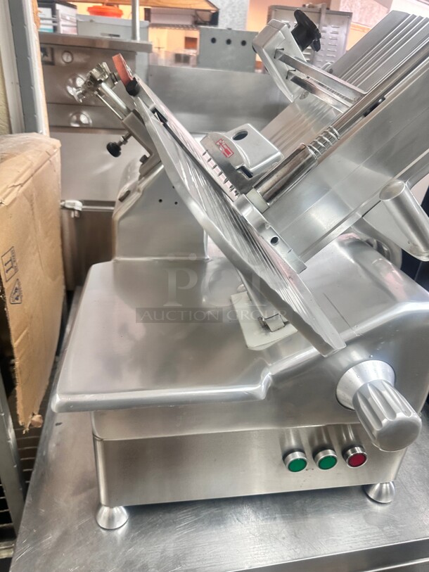 Commercial Heavy Duty Meat Cheese Slicer 115 Volt Not Sure Of Functionality - Image 3 of 7