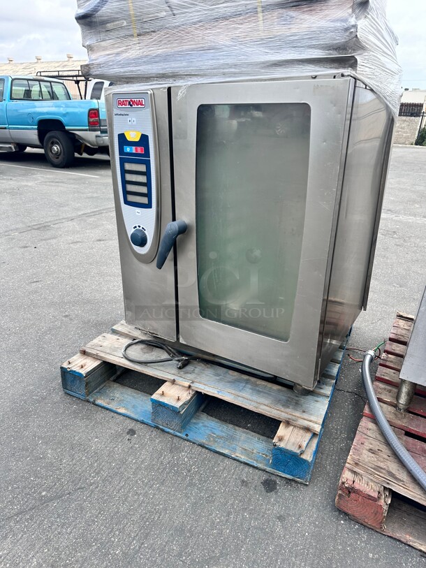 Rational SCC101 10-FULL  iCombi Pro 10 Full Size Pan Gas Combi Oven - 208/240v/3ph - Image 7 of 8