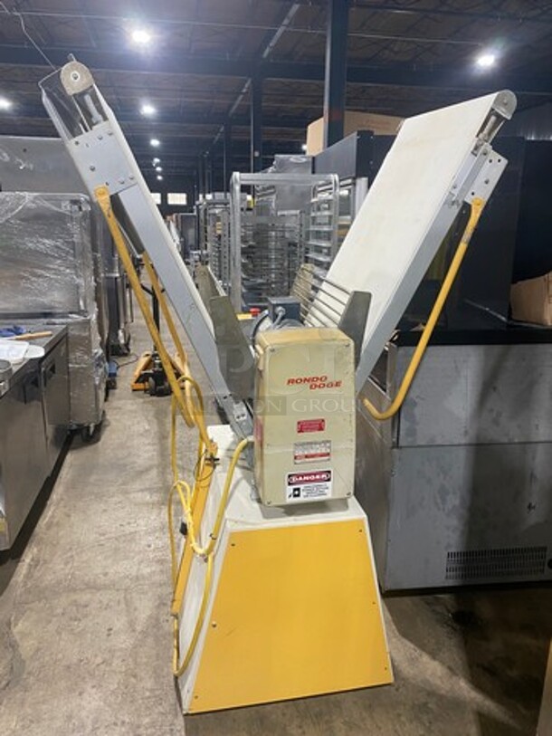 WOW! Rondo Seewer Commercial Floor Style Reversible Dough Sheeter! Stainless Steel Body! WORKING WHEN REMOVED! Model: SSO67 SN: 66A361031 220V 60HZ 3 Phase - Image 3 of 8