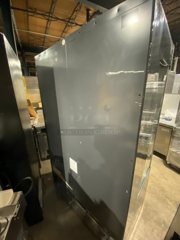 AHT Commercial Refrigerated Open Grab-N-Go Display Case! Neon Interior Lighting! Model: ACXLULLED SN: 29792000025561 208/230V 60HZ 1 Phase! Working When Removed!  - Image 3 of 11