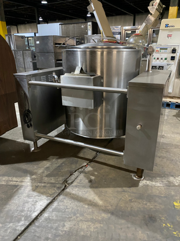 Commercial Natural Gas-Powered Self-Contained Soup Kettle! All Stainless Steel! On Legs! Working When Removed! - Image 4 of 10