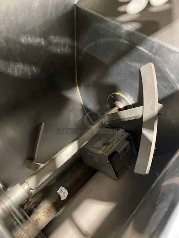 Hobart Commercial Heavy Duty Floor Style Meat Grinder! All Stainless Steel! On Casters! Model: 4246HD SN: 271052298 480V 60HZ 3 Phase - Image 6 of 9
