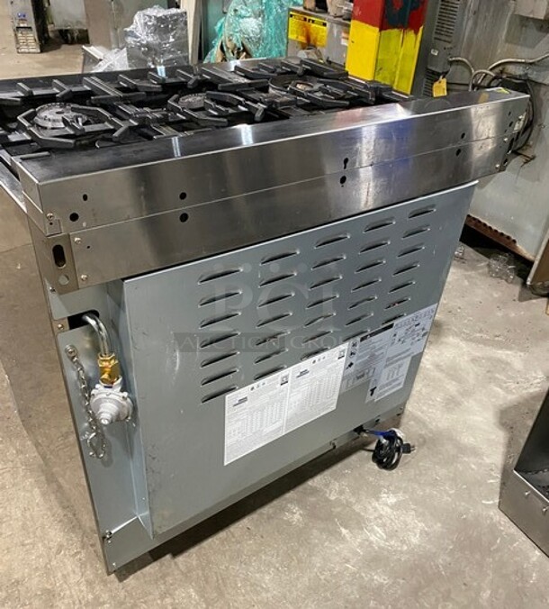 2022 Zline Gas Powered 6 Burner Stove! With Oven Underneath! Stainless Steel! MODEL RG36 SN: RG36ge22030030-03 - Image 4 of 9