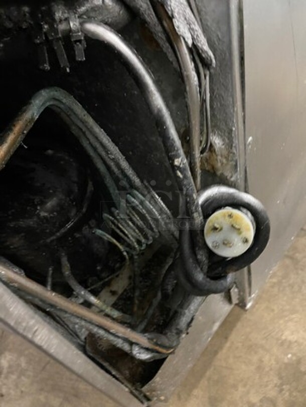 Silver King Commercial Refrigerated Chef Base! With 4 Drawer Storage Space! All Stainless Steel! On Casters! Model: SKRCB84H SN: SAJM82804A 115V 60HZ 1 Phase - Image 9 of 9