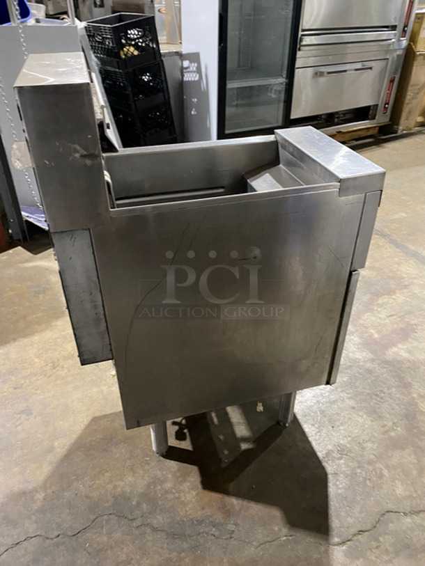 WOW! Frymaster Commercial Electric Powered Deep Fat Fryer! All Stainless Steel! On Legs! Model: H114SC SN: 0101NA0068 208V 60Hz 3 Phase - Image 4 of 9