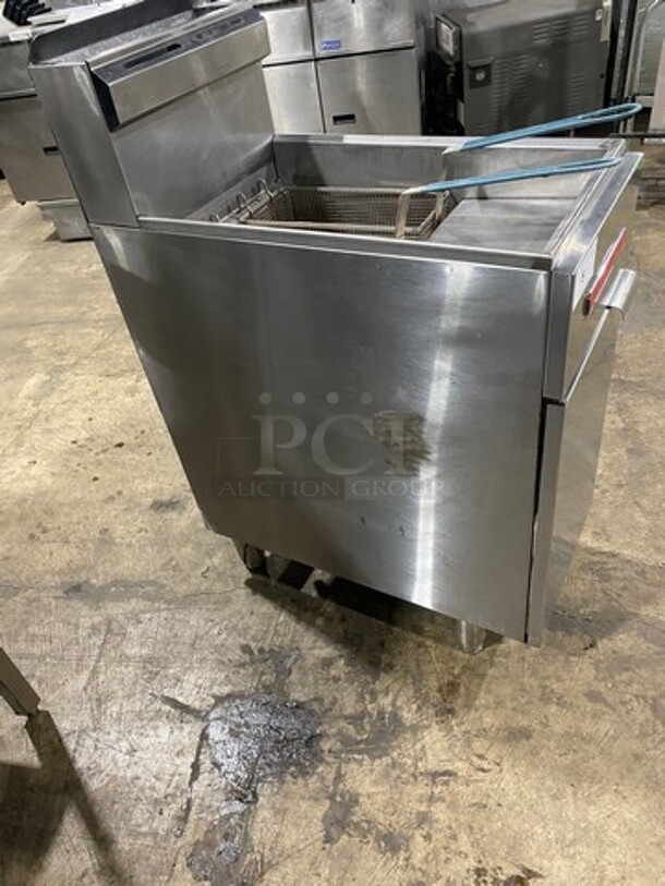 American Range Commercial Natural Gas Powered Deep Fat Fryer! With 2 Metal Frying Baskets! With Backsplash! All Stainless Steel! On Legs! Model: AF50HE SN: 211020FO351 - Image 2 of 8
