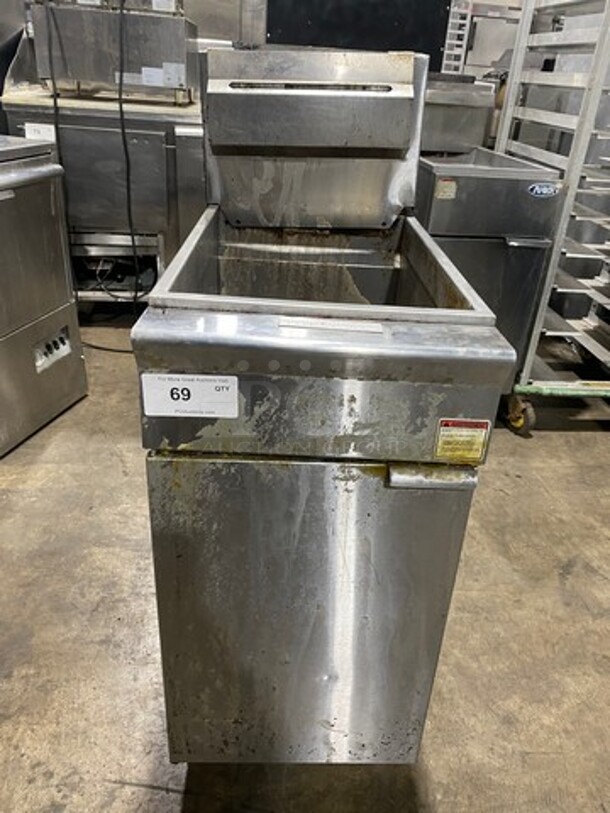Black Diamond Commercial Natural Gas Powered Deep Fat Fryer! All Stainless Steel! On Legs!
