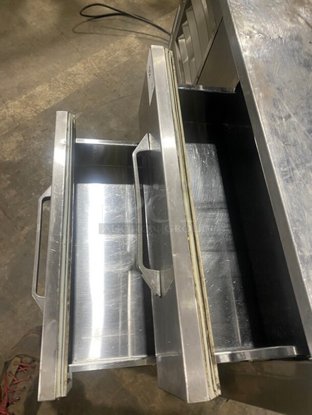 Leader Stainless Steel 2 Drawer Chef Base! On Commercial Casters! 115V 1PH - Image 5 of 7