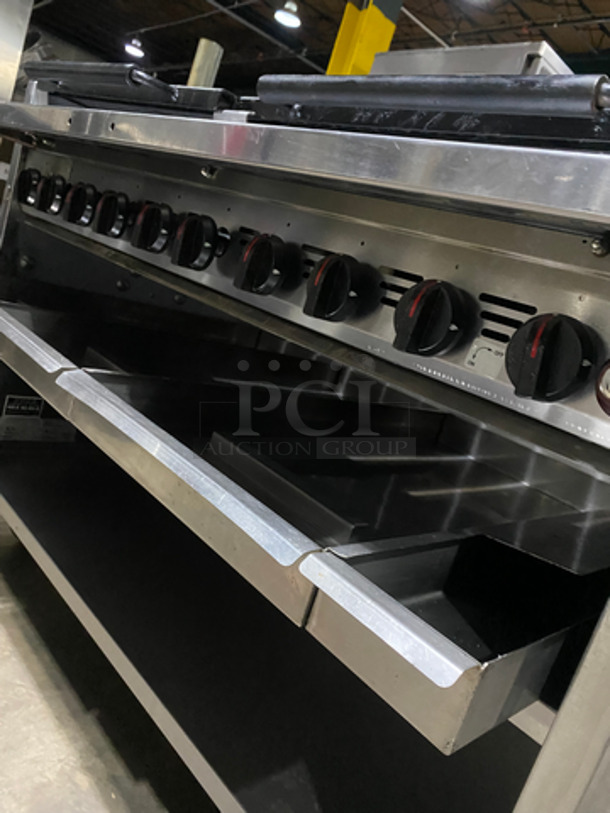 Magi Kitch'n Commercial Natural Gas Powered Char Broiler Grill! With Underneath Storage Space! With Back & Side Splashes! All Stainless Steel! On Casters! Model: FM648 SN: G11JD041755 - Image 7 of 8